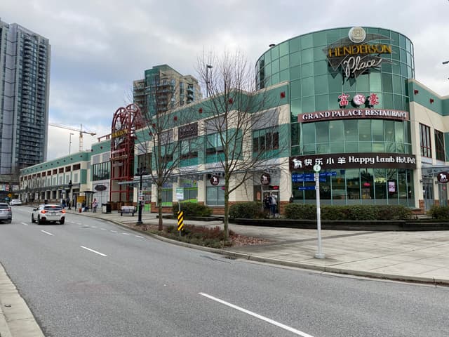 Henderson Place Mall exterior