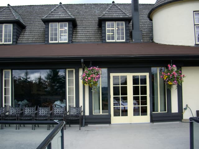 Capilano Golf & Country Club - tudor style exterior painting maintenance